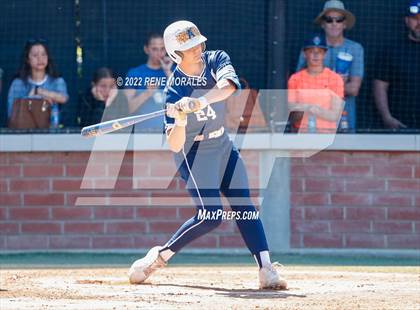 Thumbnail 2 in Aquinas vs Loyola (CIF SS D4 Quarterfinal Playoff) photogallery.