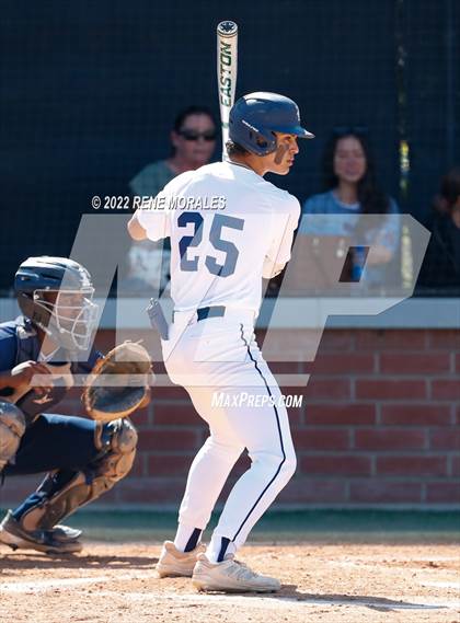 Thumbnail 2 in Aquinas vs Loyola (CIF SS D4 Quarterfinal Playoff) photogallery.