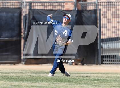 Thumbnail 3 in Aquinas vs Loyola (CIF SS D4 Quarterfinal Playoff) photogallery.