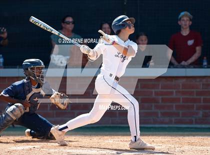 Thumbnail 2 in Aquinas vs Loyola (CIF SS D4 Quarterfinal Playoff) photogallery.
