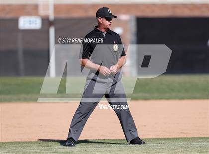 Thumbnail 1 in Aquinas vs Loyola (CIF SS D4 Quarterfinal Playoff) photogallery.