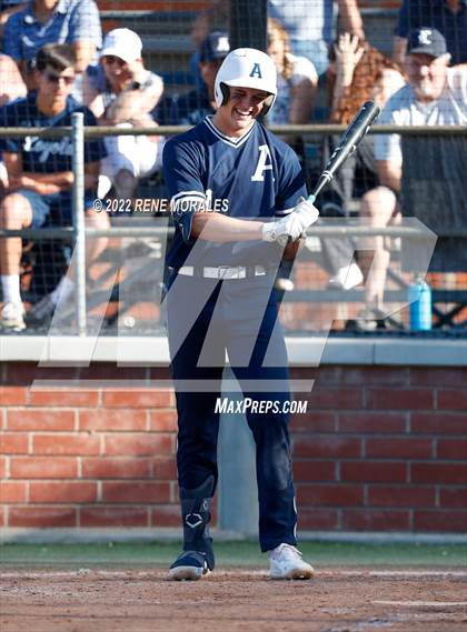 Thumbnail 2 in Aquinas vs Loyola (CIF SS D4 Quarterfinal Playoff) photogallery.
