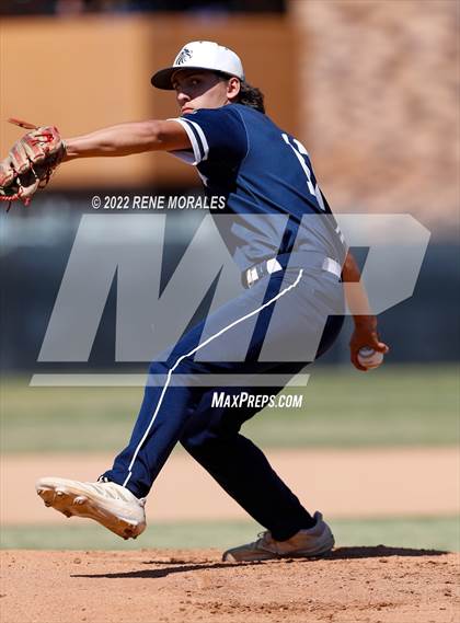 Thumbnail 3 in Aquinas vs Loyola (CIF SS D4 Quarterfinal Playoff) photogallery.