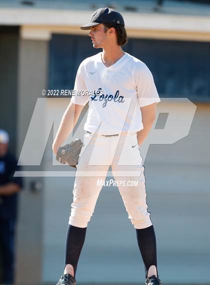 Thumbnail 2 in Aquinas vs Loyola (CIF SS D4 Quarterfinal Playoff) photogallery.