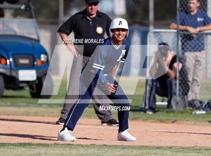 Thumbnail 2 in Aquinas vs Loyola (CIF SS D4 Quarterfinal Playoff) photogallery.