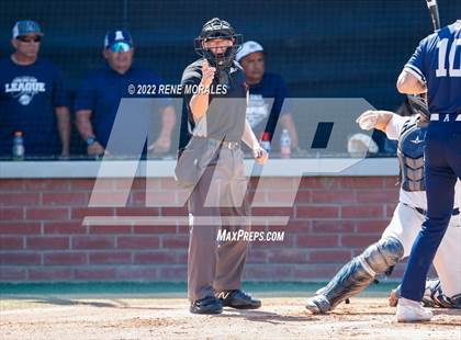 Thumbnail 2 in Aquinas vs Loyola (CIF SS D4 Quarterfinal Playoff) photogallery.