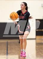 Photo from the gallery "Elizabeth @ D'Evelyn"
