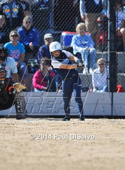 Thumbnail 3 in Erie vs. Valor Christian (CHSAA 4A Semi-Final) photogallery.
