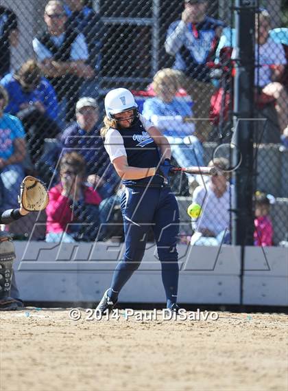 Thumbnail 3 in Erie vs. Valor Christian (CHSAA 4A Semi-Final) photogallery.