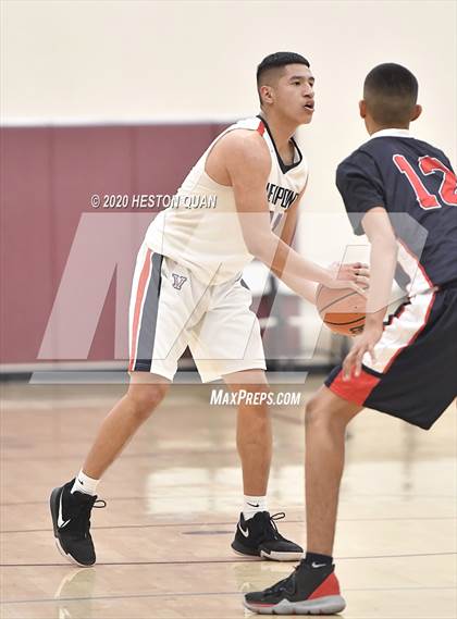Thumbnail 3 in Viewpoint vs. Citrus Hill (Rancho Mirage Holiday Invitational) photogallery.