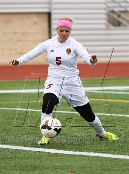 Thumbnail 3 in Saginaw vs Carter-Riverside (EMSISD X-Town Shootout) photogallery.