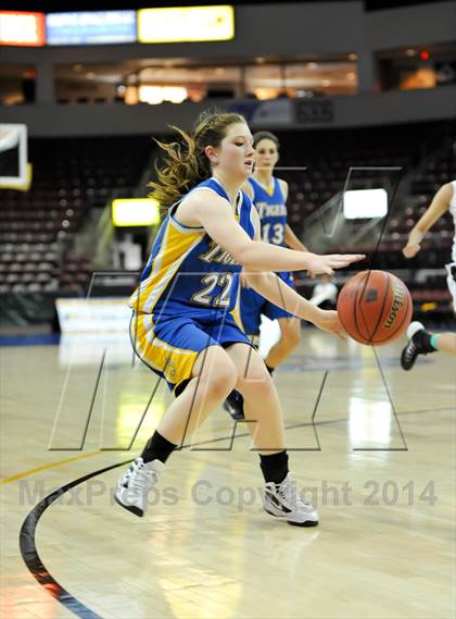 Thumbnail 3 in Salt River vs. St. David (AIA D4 Semifinal) photogallery.