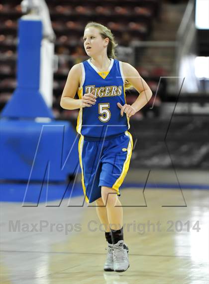 Thumbnail 2 in Salt River vs. St. David (AIA D4 Semifinal) photogallery.