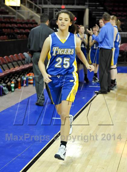 Thumbnail 3 in Salt River vs. St. David (AIA D4 Semifinal) photogallery.