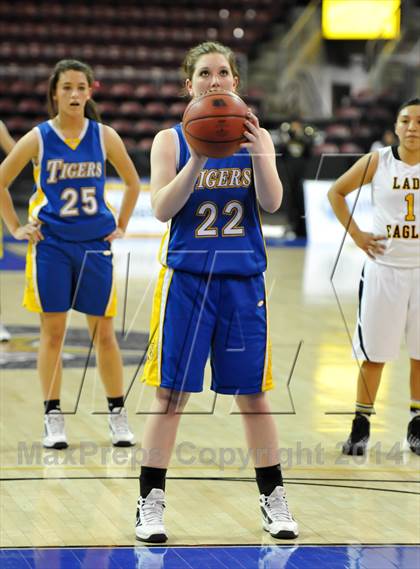 Thumbnail 3 in Salt River vs. St. David (AIA D4 Semifinal) photogallery.