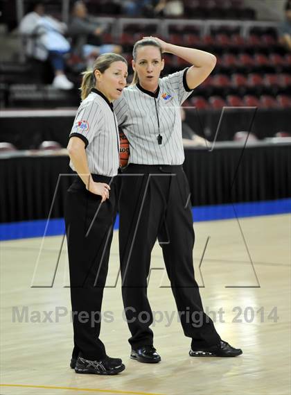 Thumbnail 2 in Salt River vs. St. David (AIA D4 Semifinal) photogallery.