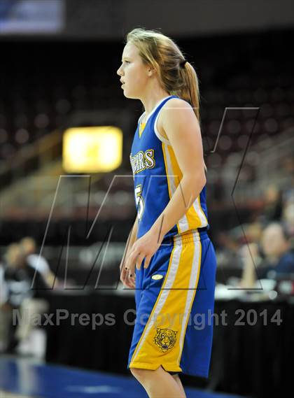 Thumbnail 3 in Salt River vs. St. David (AIA D4 Semifinal) photogallery.