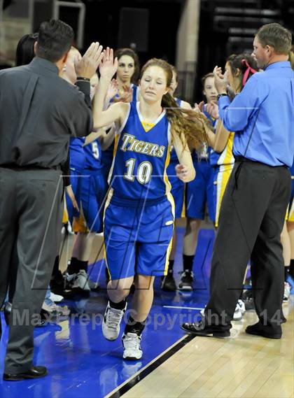 Thumbnail 2 in Salt River vs. St. David (AIA D4 Semifinal) photogallery.