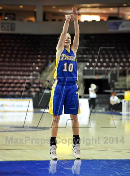 Thumbnail 1 in Salt River vs. St. David (AIA D4 Semifinal) photogallery.