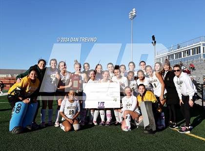 Thumbnail 2 in Loudoun Valley vs Chancellor (VHSL Class 4 Final) photogallery.