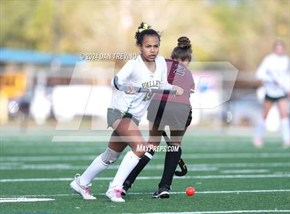 Thumbnail 2 in Loudoun Valley vs Chancellor (VHSL Class 4 Final) photogallery.