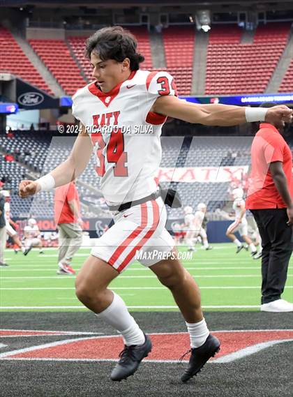 Thumbnail 3 in Katy vs. North Shore (UIL 6A Football Division 1 Region 3 Regional) photogallery.