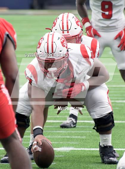 Thumbnail 3 in Katy vs. North Shore (UIL 6A Football Division 1 Region 3 Regional) photogallery.