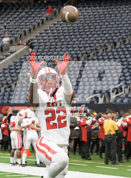 Thumbnail 2 in Katy vs. North Shore (UIL 6A Football Division 1 Region 3 Regional) photogallery.