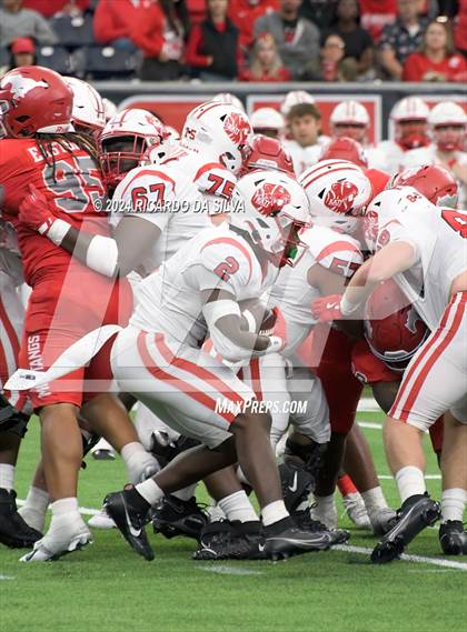 Thumbnail 1 in Katy vs. North Shore (UIL 6A Football Division 1 Region 3 Regional) photogallery.
