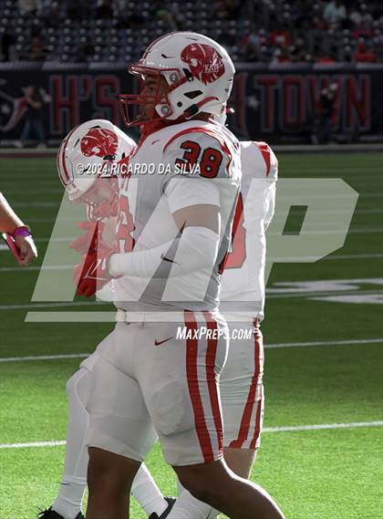 Thumbnail 2 in Katy vs. North Shore (UIL 6A Football Division 1 Region 3 Regional) photogallery.