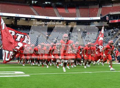 Thumbnail 2 in Katy vs. North Shore (UIL 6A Football Division 1 Region 3 Regional) photogallery.