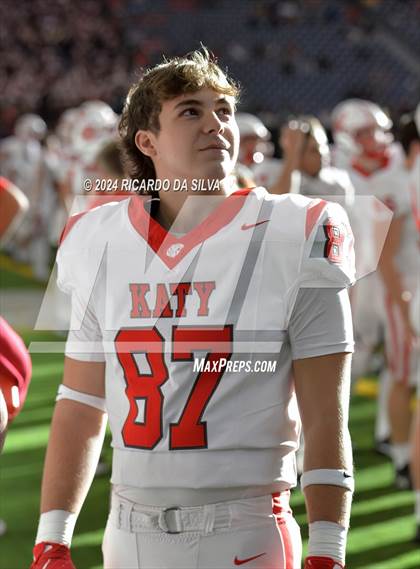 Thumbnail 2 in Katy vs. North Shore (UIL 6A Football Division 1 Region 3 Regional) photogallery.