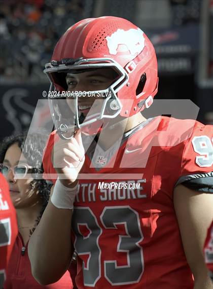 Thumbnail 1 in Katy vs. North Shore (UIL 6A Football Division 1 Region 3 Regional) photogallery.