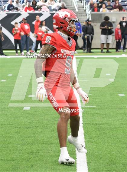 Thumbnail 3 in Katy vs. North Shore (UIL 6A Football Division 1 Region 3 Regional) photogallery.