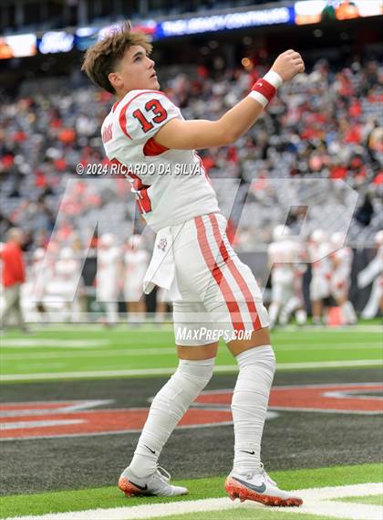 Thumbnail 3 in Katy vs. North Shore (UIL 6A Football Division 1 Region 3 Regional) photogallery.