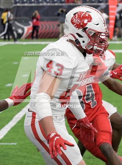 Thumbnail 1 in Katy vs. North Shore (UIL 6A Football Division 1 Region 3 Regional) photogallery.