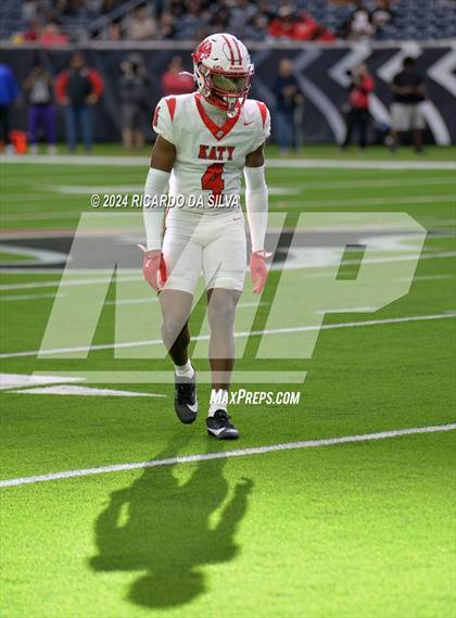 Thumbnail 3 in Katy vs. North Shore (UIL 6A Football Division 1 Region 3 Regional) photogallery.