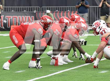 Thumbnail 1 in Katy vs. North Shore (UIL 6A Football Division 1 Region 3 Regional) photogallery.