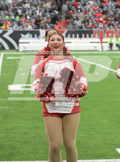 Thumbnail 3 in Katy vs. North Shore (UIL 6A Football Division 1 Region 3 Regional) photogallery.