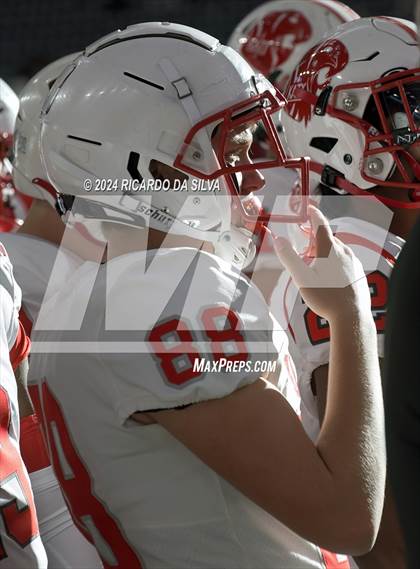 Thumbnail 2 in Katy vs. North Shore (UIL 6A Football Division 1 Region 3 Regional) photogallery.