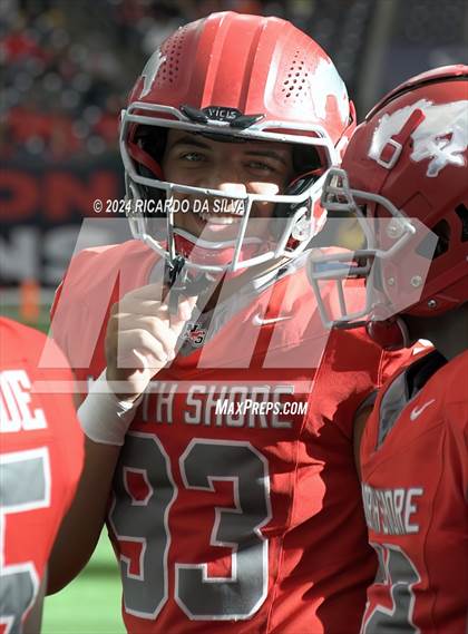 Thumbnail 2 in Katy vs. North Shore (UIL 6A Football Division 1 Region 3 Regional) photogallery.