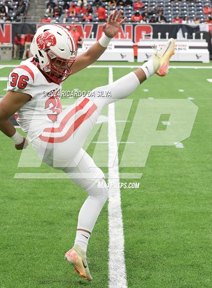 Thumbnail 1 in Katy vs. North Shore (UIL 6A Football Division 1 Region 3 Regional) photogallery.