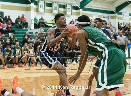 Thumbnail 3 in Cleveland Central Catholic vs Morgan Park (LeBron James Classic) photogallery.