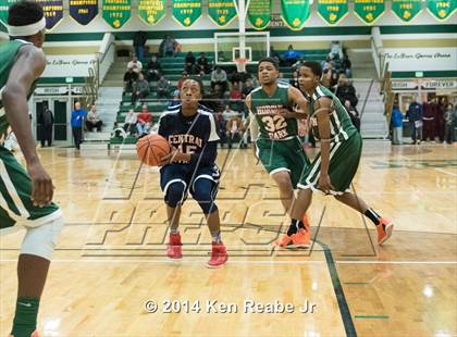 Thumbnail 3 in Cleveland Central Catholic vs Morgan Park (LeBron James Classic) photogallery.