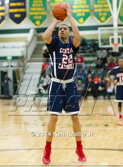 Thumbnail 3 in Cleveland Central Catholic vs Morgan Park (LeBron James Classic) photogallery.
