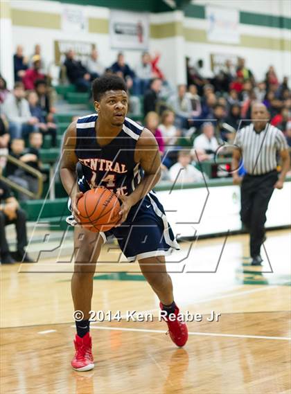 Thumbnail 3 in Cleveland Central Catholic vs Morgan Park (LeBron James Classic) photogallery.