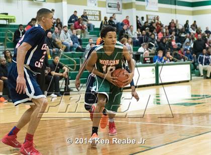 Thumbnail 2 in Cleveland Central Catholic vs Morgan Park (LeBron James Classic) photogallery.
