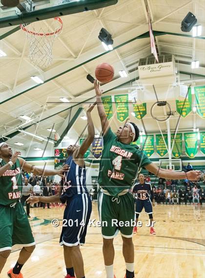 Thumbnail 2 in Cleveland Central Catholic vs Morgan Park (LeBron James Classic) photogallery.