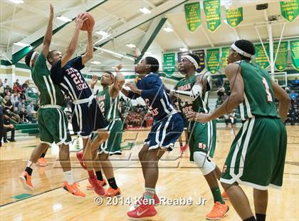 Thumbnail 3 in Cleveland Central Catholic vs Morgan Park (LeBron James Classic) photogallery.