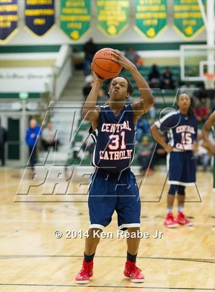 Thumbnail 3 in Cleveland Central Catholic vs Morgan Park (LeBron James Classic) photogallery.